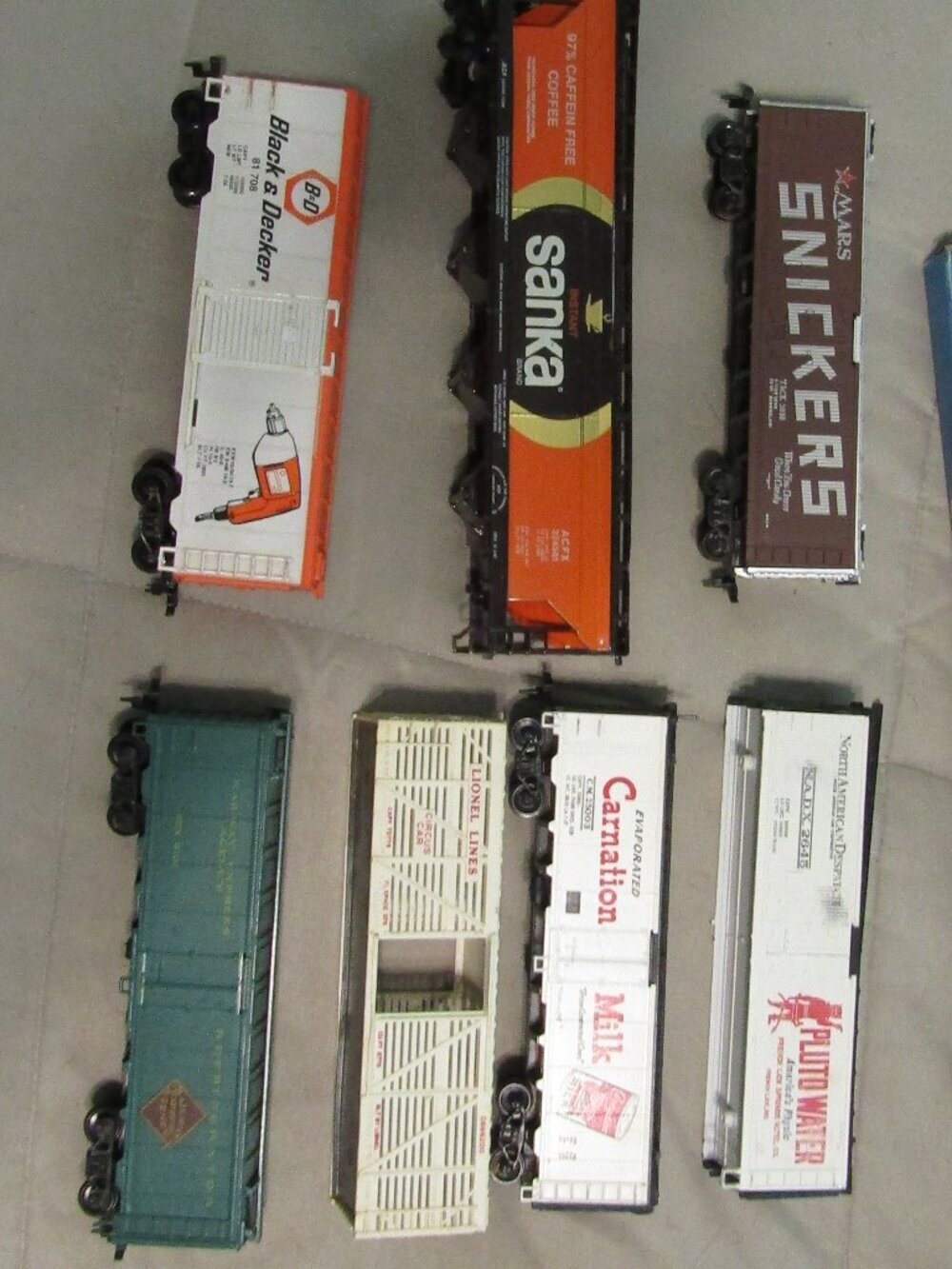 Lot of 7 Vintage Boxcar HO Train ADVERTISING CARS Snickers Sanka Black & Decker
